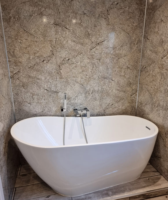 free standing bath installed by JDN Plumbing and Heating